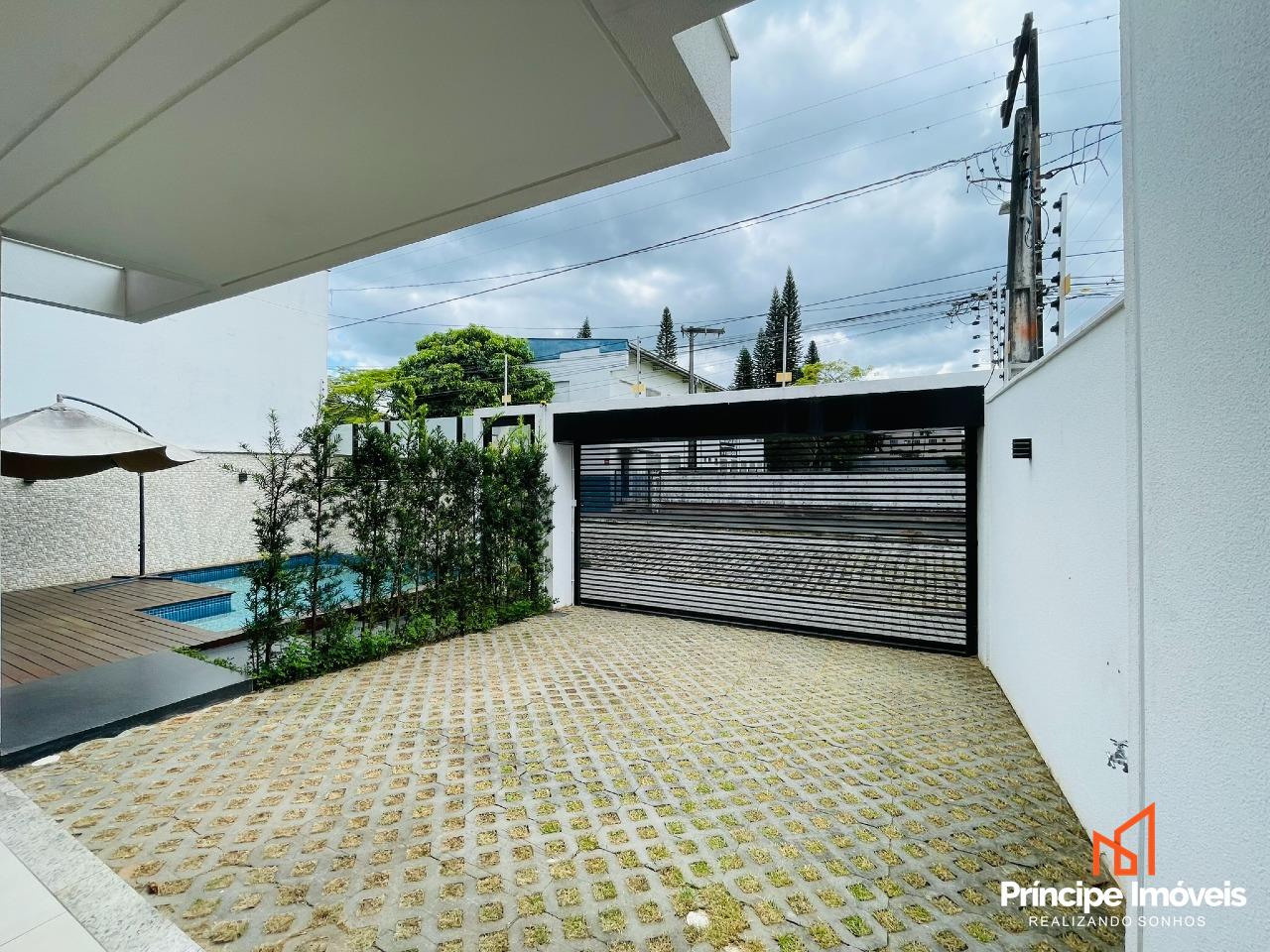 Casa à venda em Joinville, América, 3 quartos: 