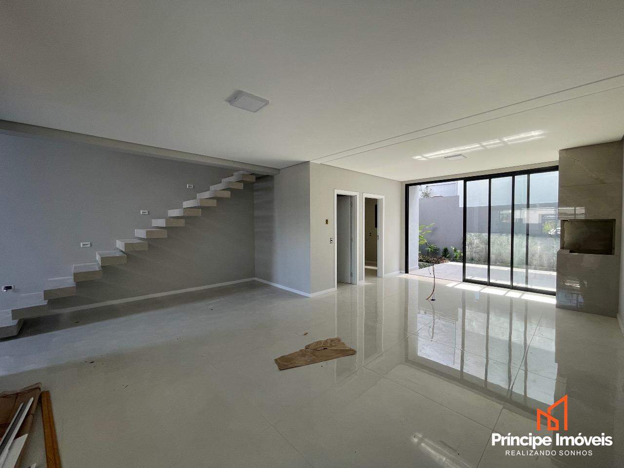 Geminado à venda em Joinville, Glória, 3 quartos: 