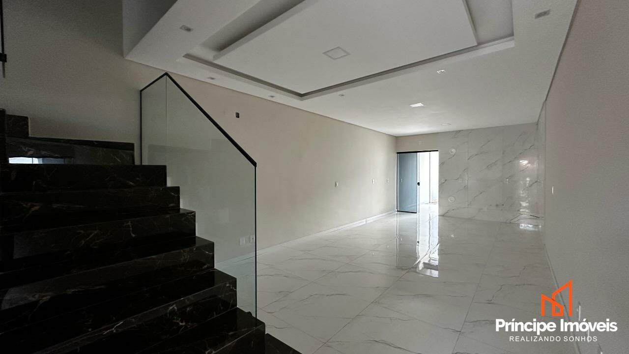 Geminado à venda em Joinville, Saguaçu, 3 quartos: 