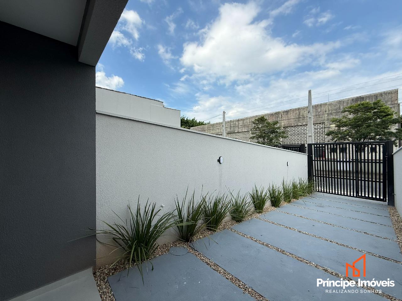 Geminado à venda em Joinville, Costa e Silva, 2 quartos: 