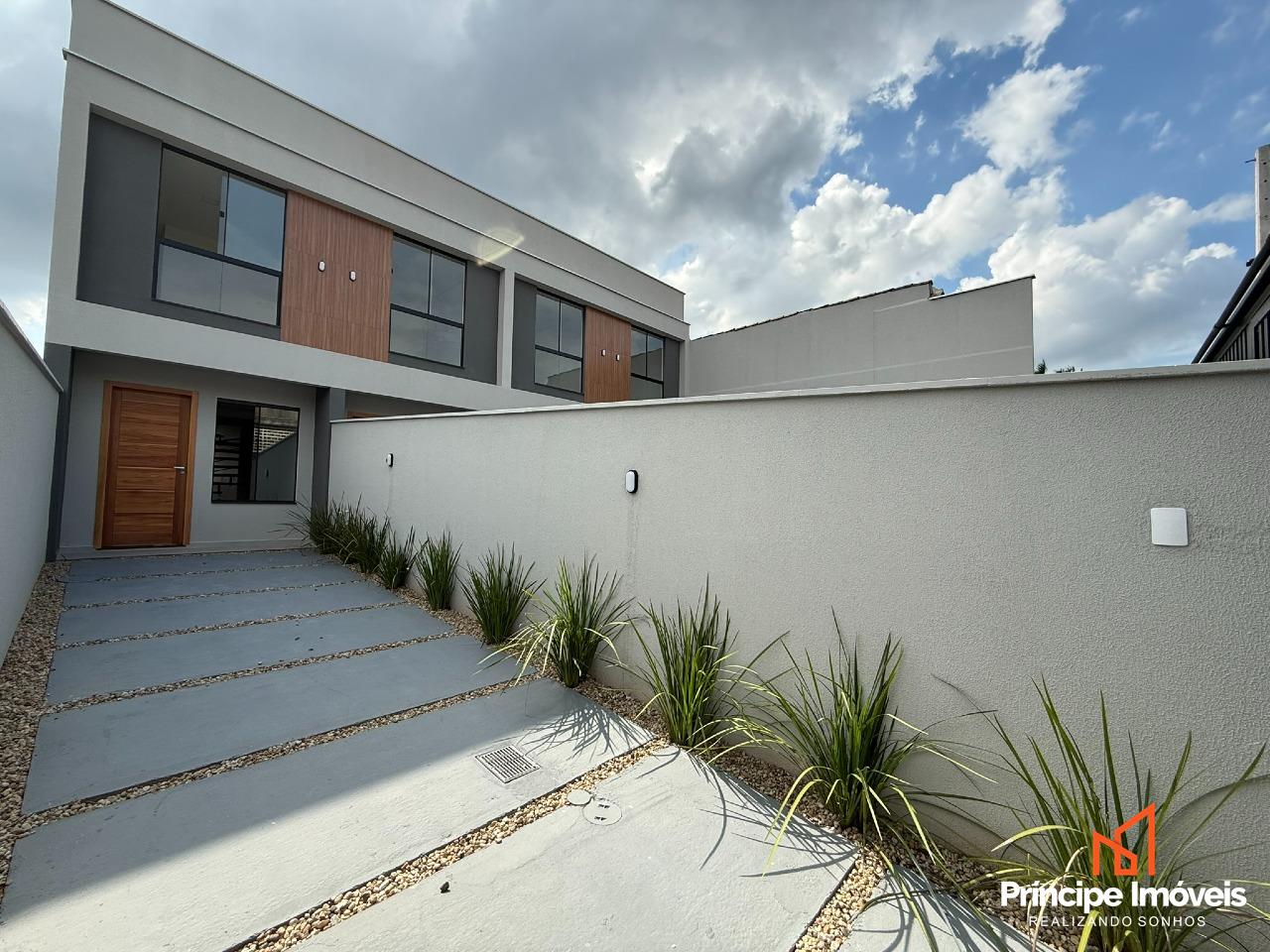 Geminado à venda em Joinville, Costa e Silva, 2 quartos: 