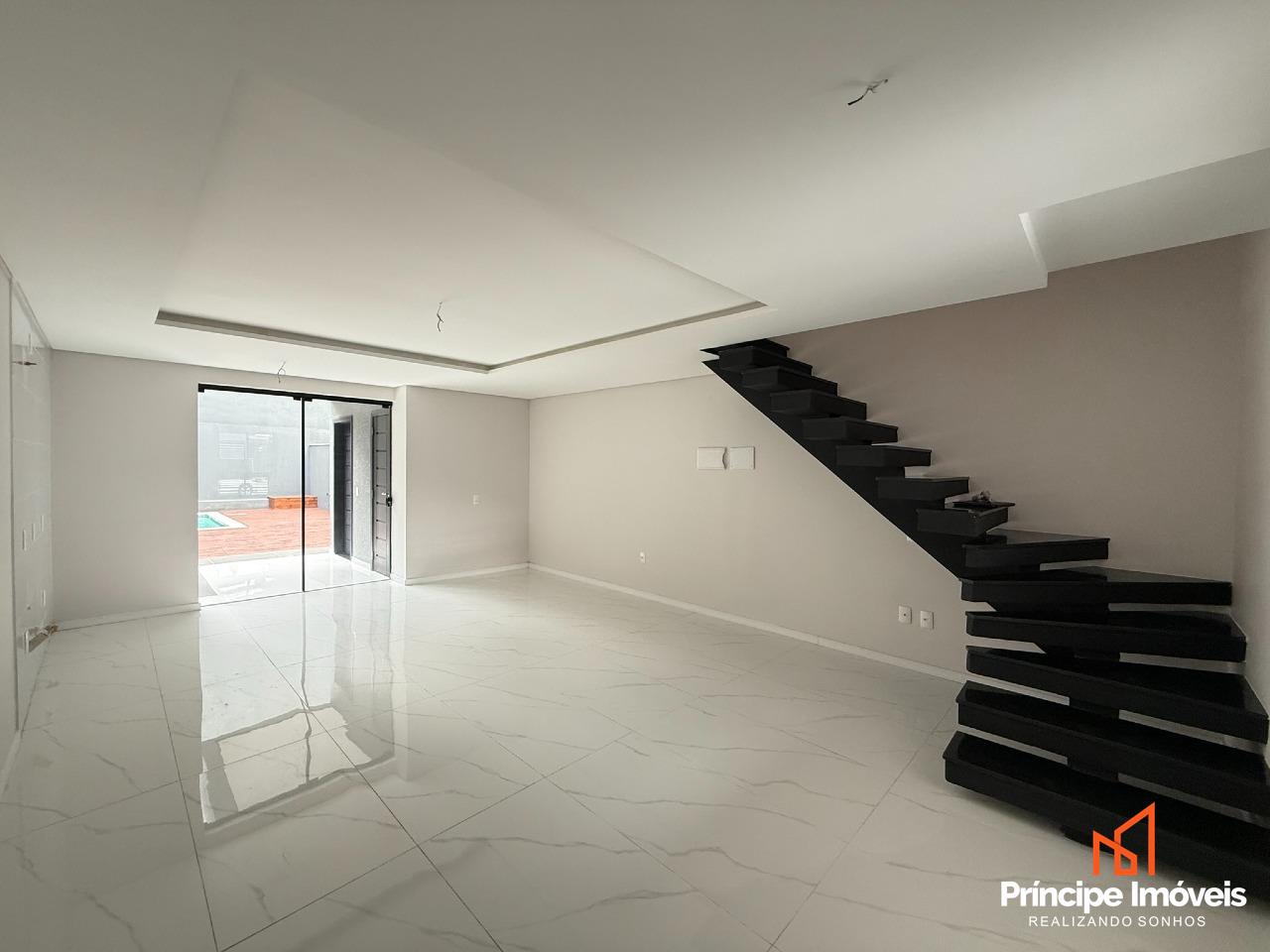 Geminado à venda em Joinville, Saguaçu, 3 quartos: 