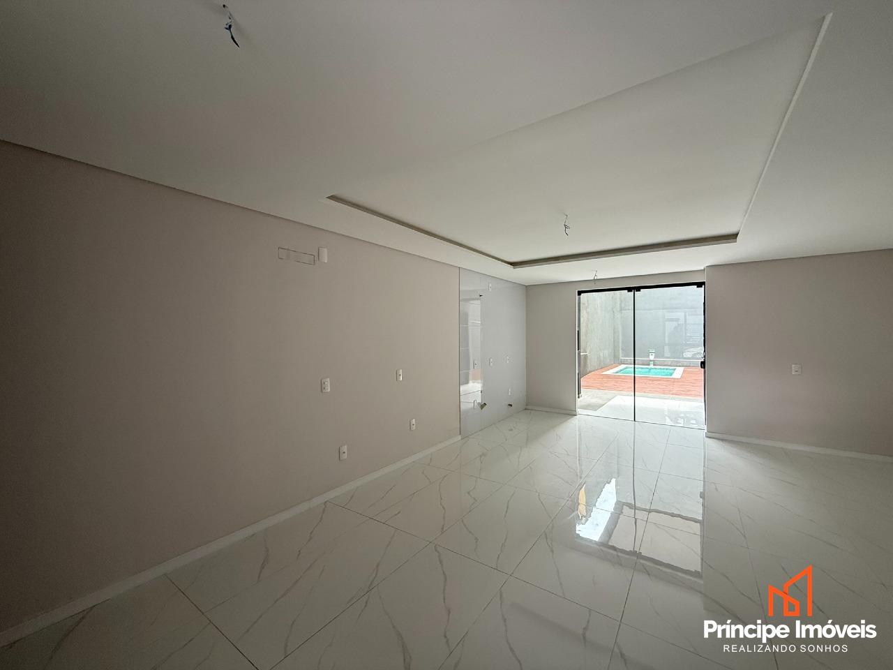 Geminado à venda em Joinville, Saguaçu, 3 quartos: 