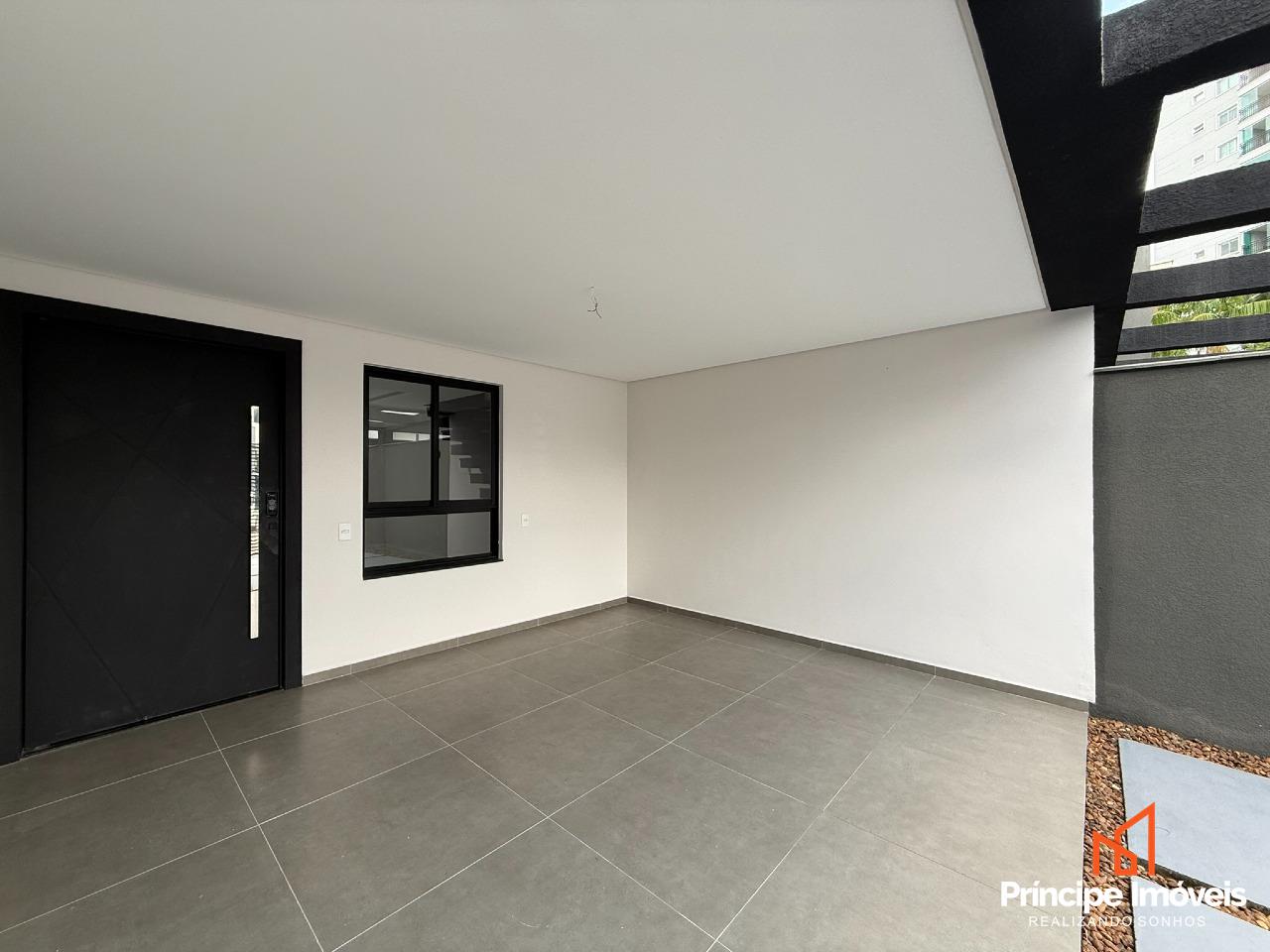 Geminado à venda em Joinville, Saguaçu, 3 quartos: 