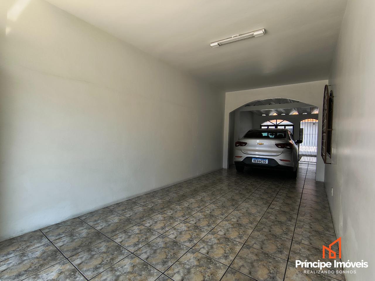 Casa à venda em Joinville, Iririú, 3 quartos: 