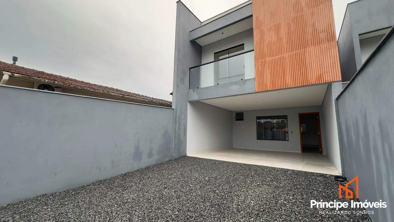 Geminado à venda em Joinville, Saguaçu, 3 quartos: 