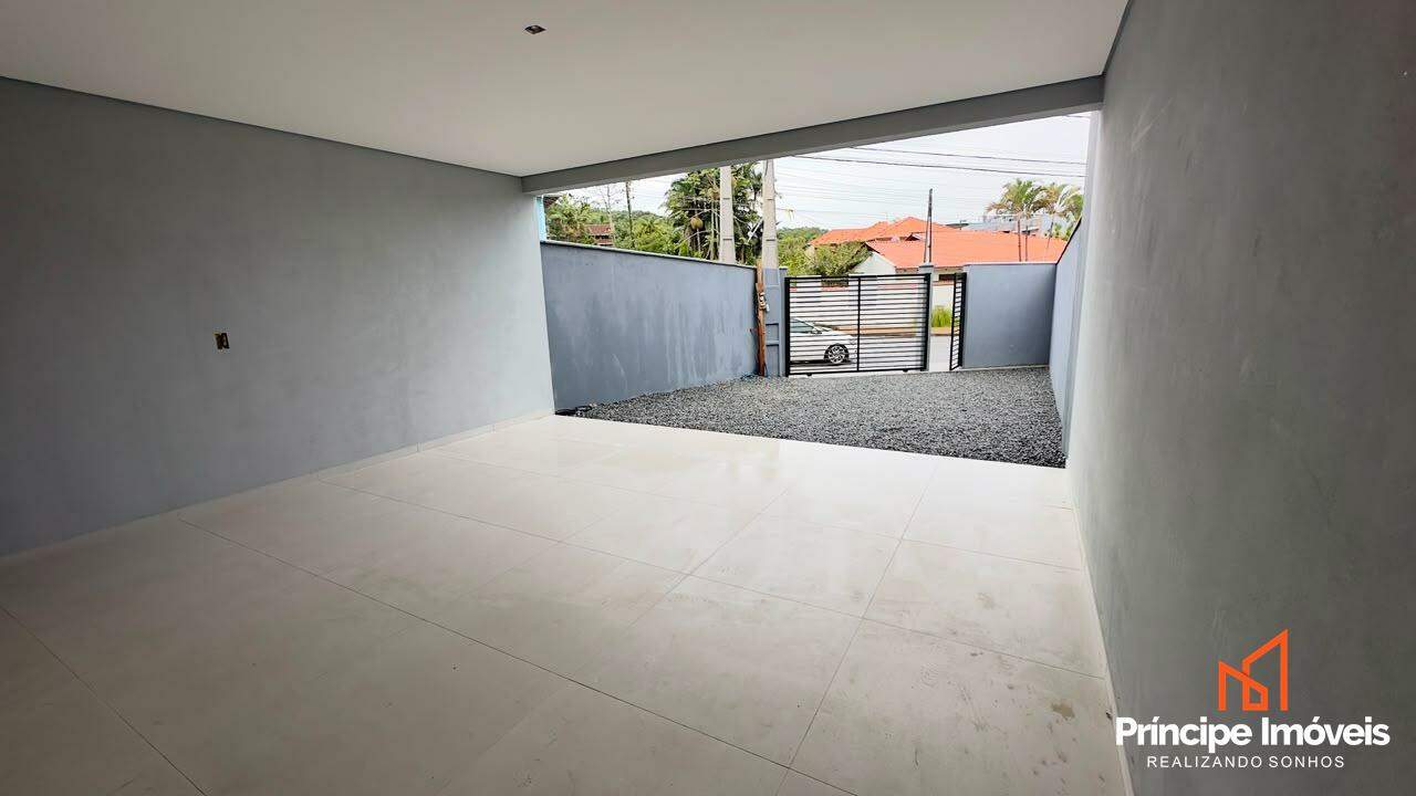 Geminado à venda em Joinville, Saguaçu, 3 quartos: 