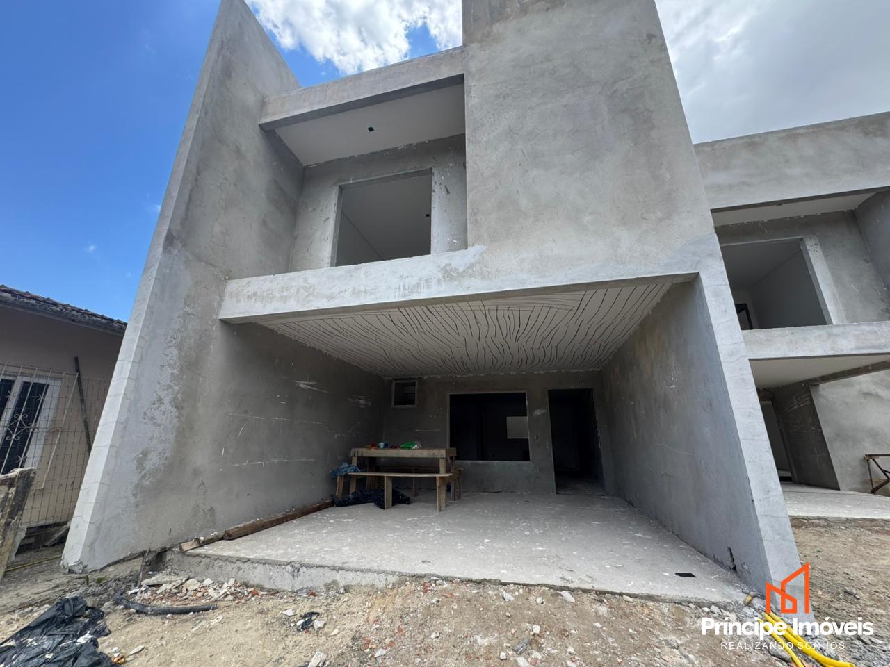 Geminado à venda em Joinville, Saguaçu, 3 quartos: 