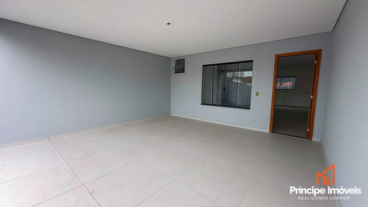 Geminado à venda em Joinville, Saguaçu, 3 quartos: 