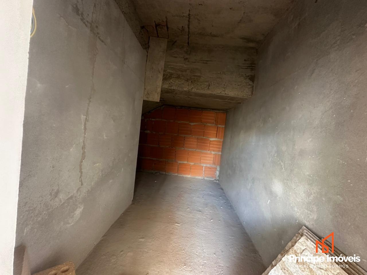 Geminado à venda em Joinville, Bucarein, 3 quartos: 