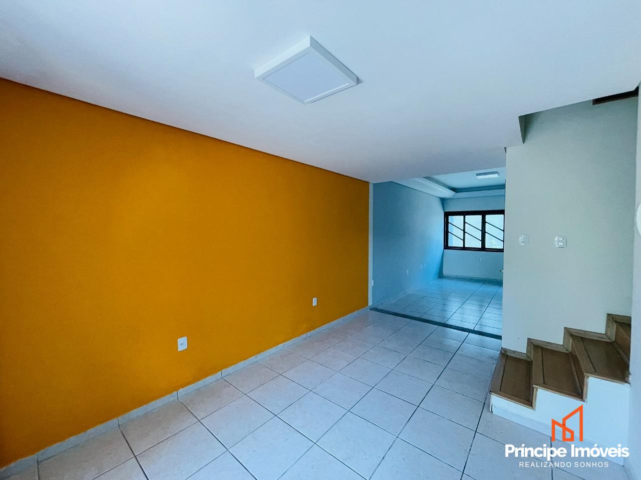 Casa em Condomínio à venda em Joinville, Saguaçu, 3 quartos: 