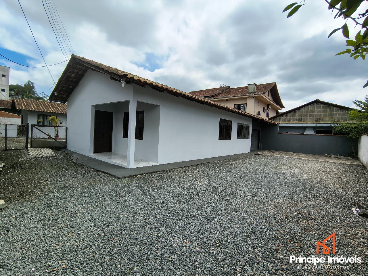 Casa à venda em Joinville, Costa e Silva, 3 quartos: 