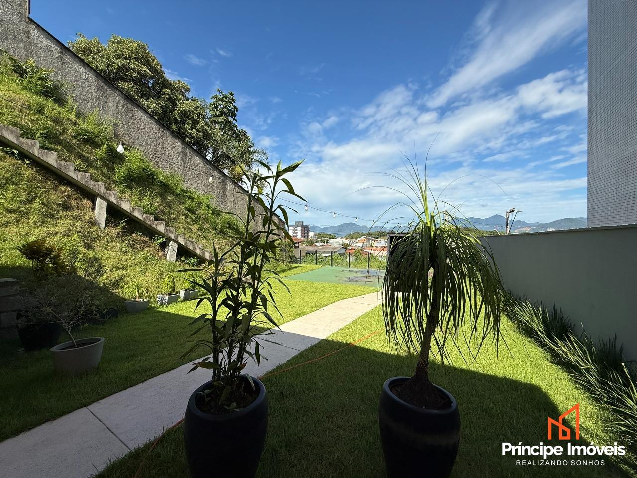 Casa à venda em Joinville, Glória, 1 quarto: 