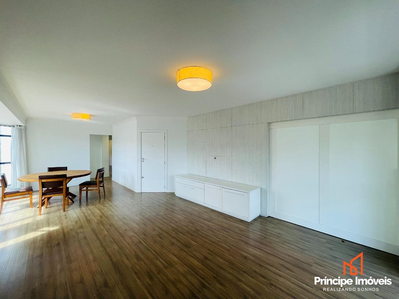 Apartamento à venda em Joinville, Centro, 3 quartos: 