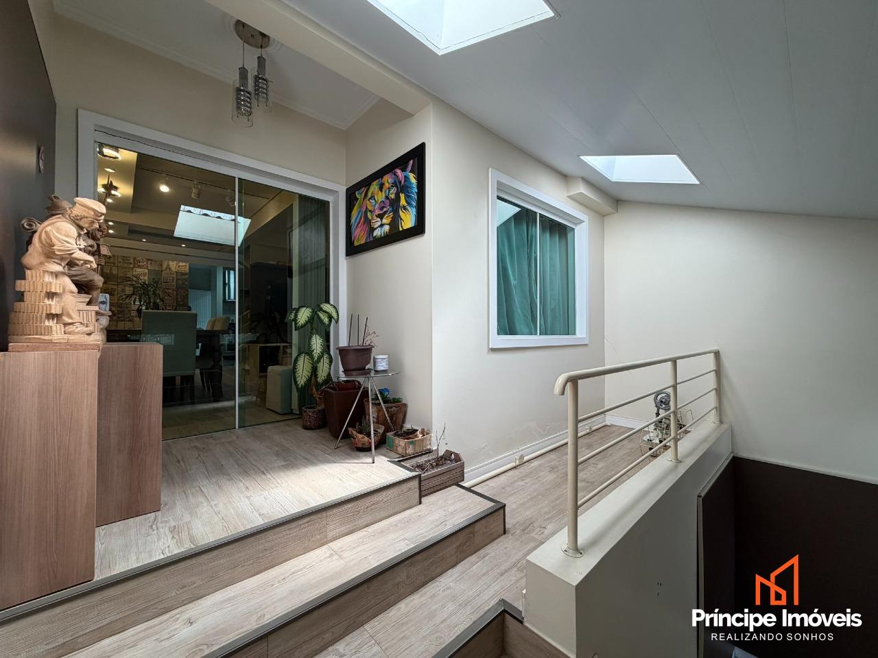 Geminado à venda em Joinville, Floresta, 4 quartos: 