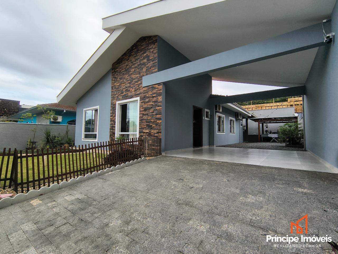 Casa à venda em Joinville, Iririú, 3 quartos: 