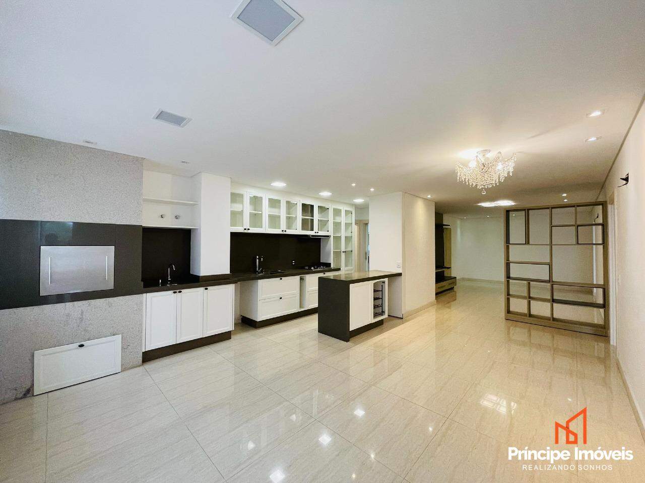 Apartamento à venda em Joinville, Atiradores, 4 quartos: 