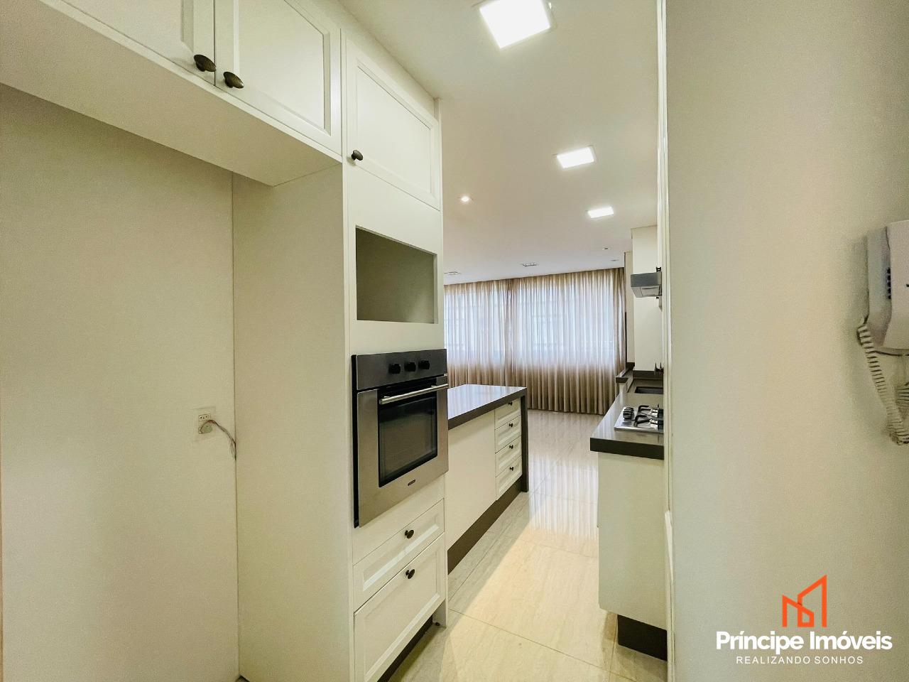 Apartamento à venda em Joinville, Atiradores, 4 quartos: 