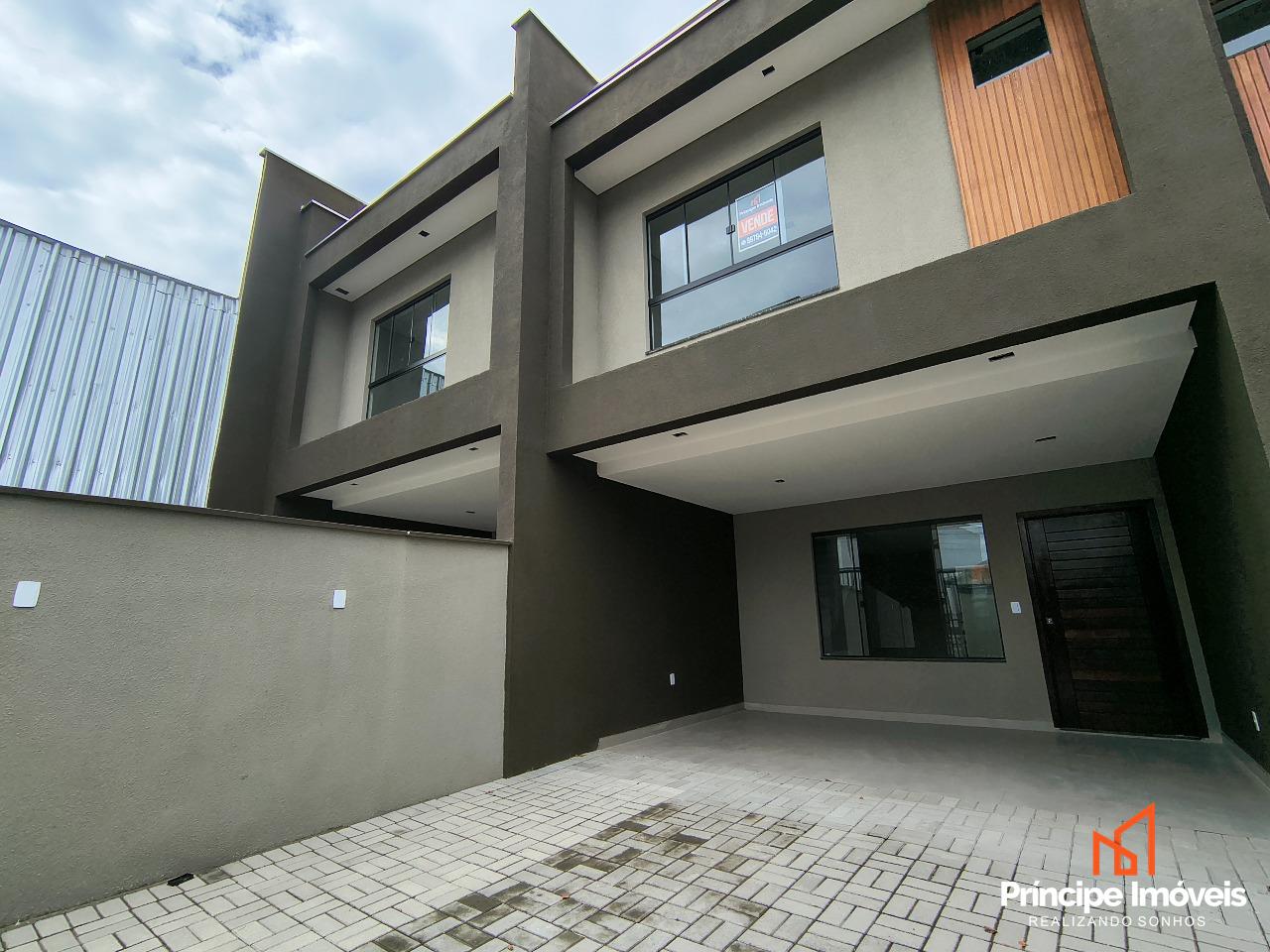 Geminado à venda em Joinville, Saguaçu, 3 quartos: 