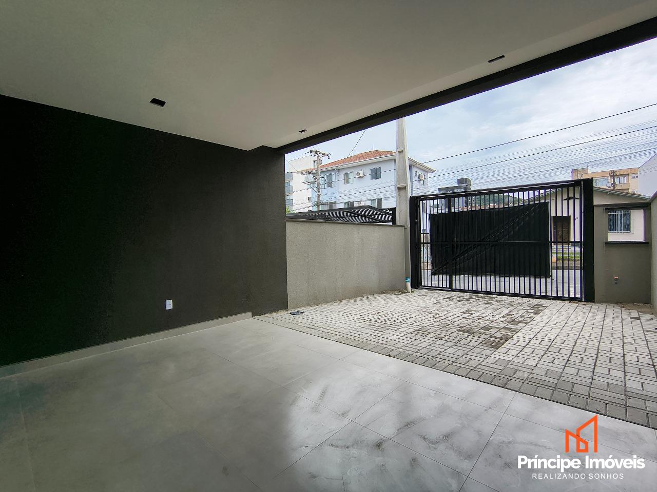 Geminado à venda em Joinville, Saguaçu, 3 quartos: 