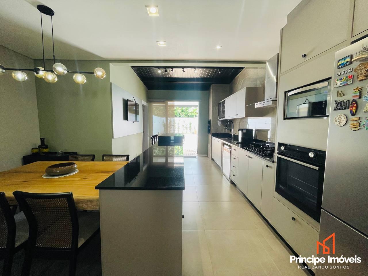 Geminado à venda em Joinville, Bom Retiro, 3 quartos: 