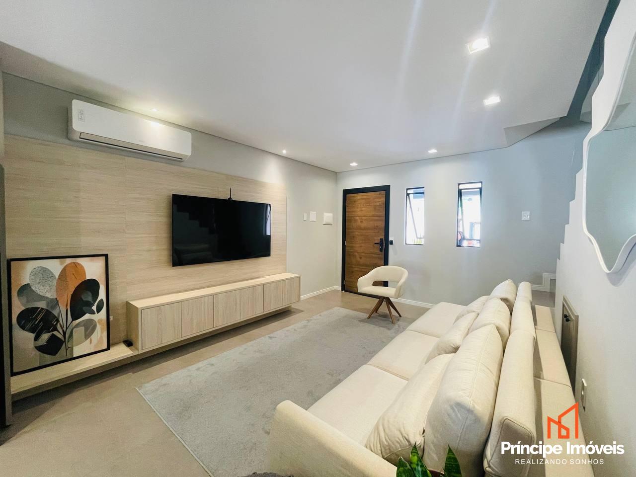 Geminado à venda em Joinville, Bom Retiro, 3 quartos: 