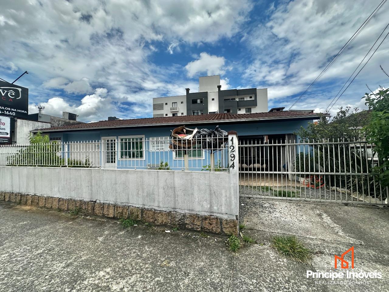 Casa à venda em Joinville, Iririú, 3 quartos: 