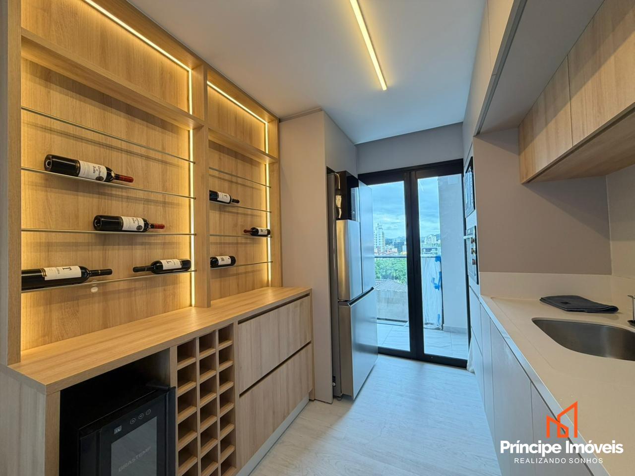 Apartamento à venda em Joinville, Saguaçu, 3 quartos: 