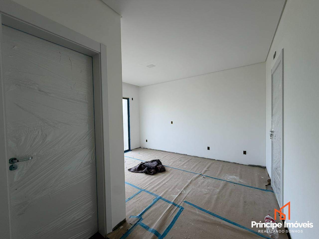 Geminado à venda em Joinville, Saguaçu, 3 quartos: 