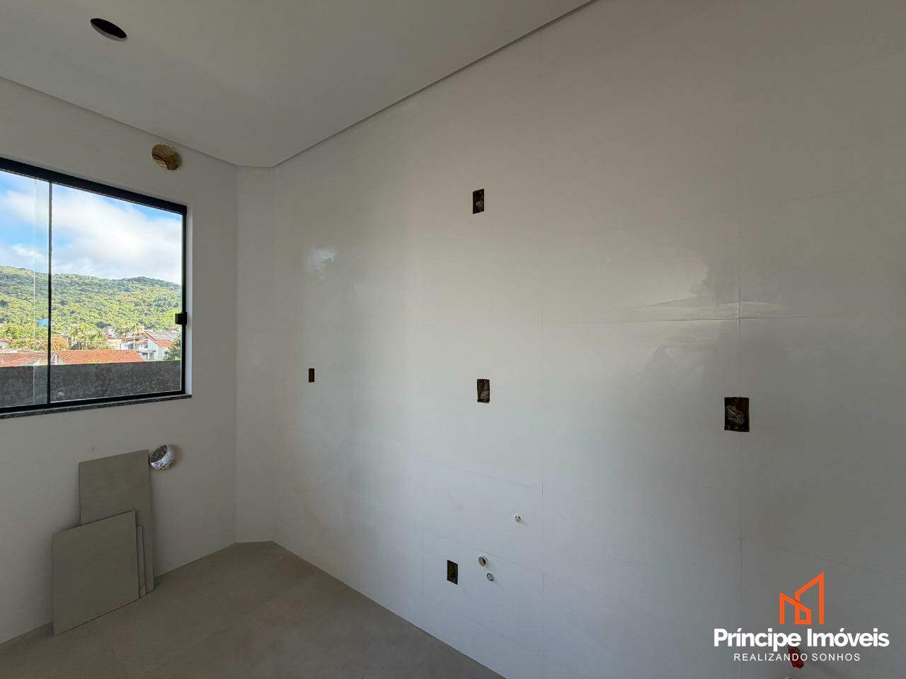 Apartamento à venda em Joinville, Iririú, 2 quartos: 