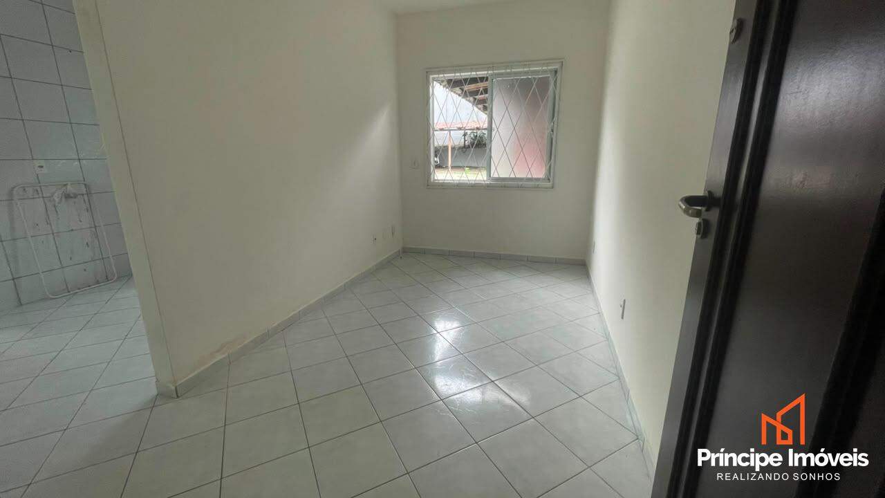 Apartamento para aluguel em Joinville, Santo Antônio, 2 quartos: 