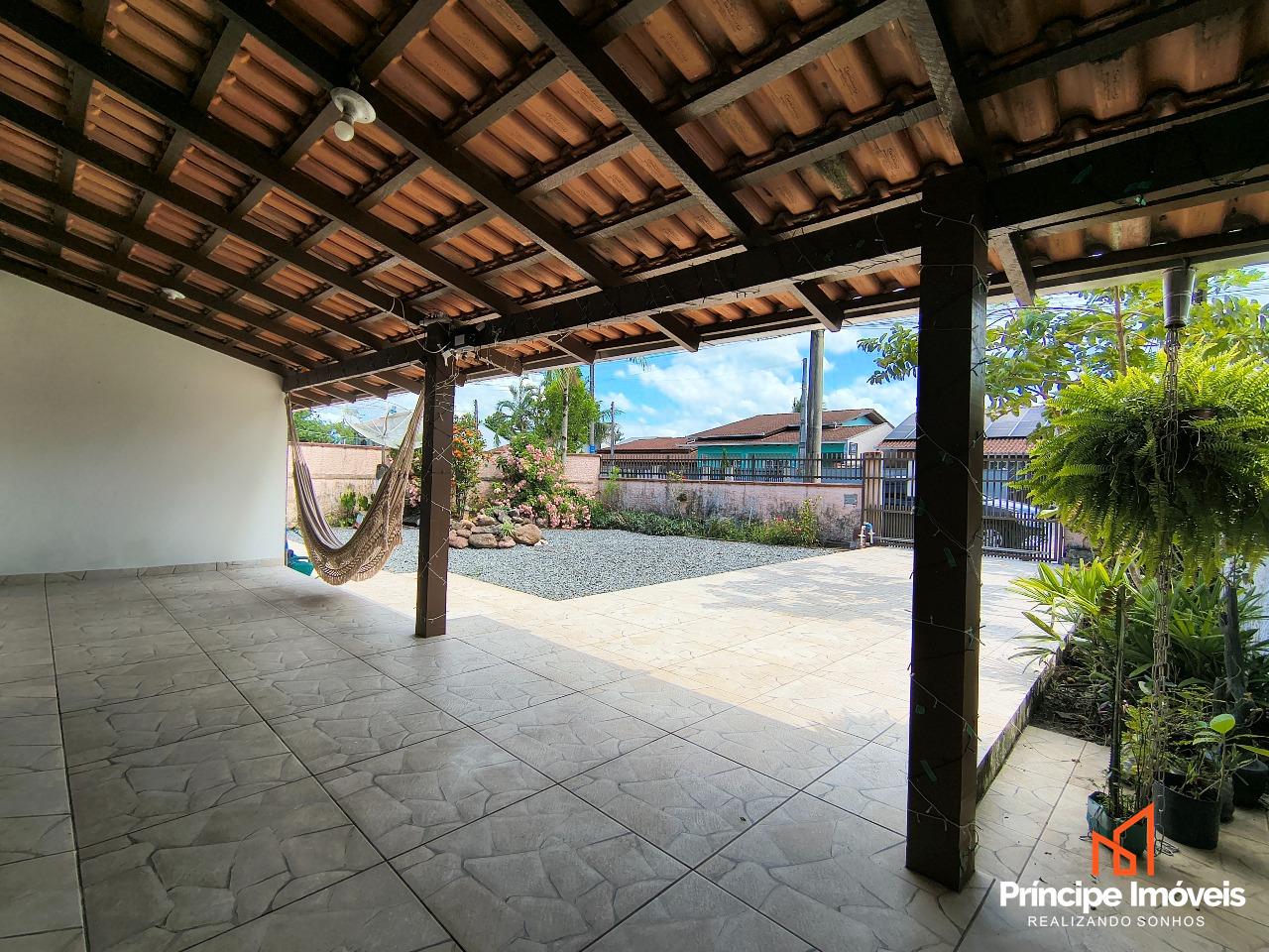 Casa à venda em Joinville, Boa Vista, 3 quartos: 