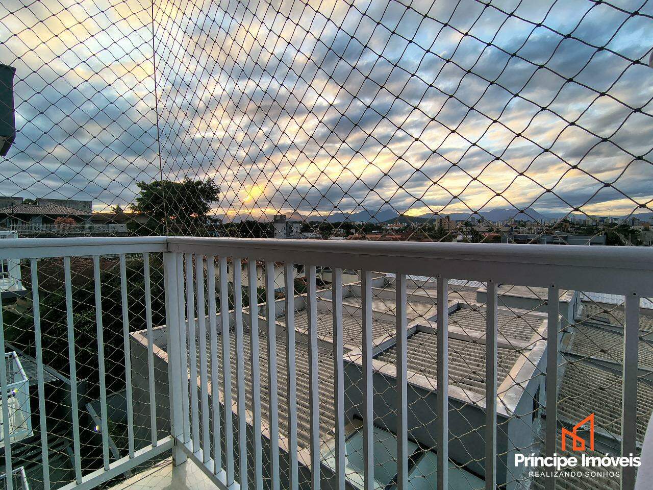 Apartamento à venda em Joinville, Guanabara, 2 quartos: 