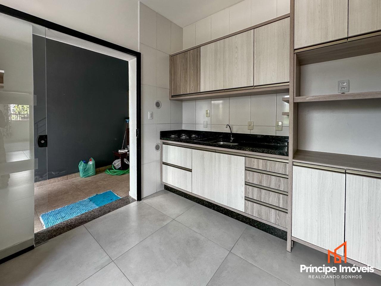 Geminado à venda em Joinville, Boa Vista, 3 quartos: 