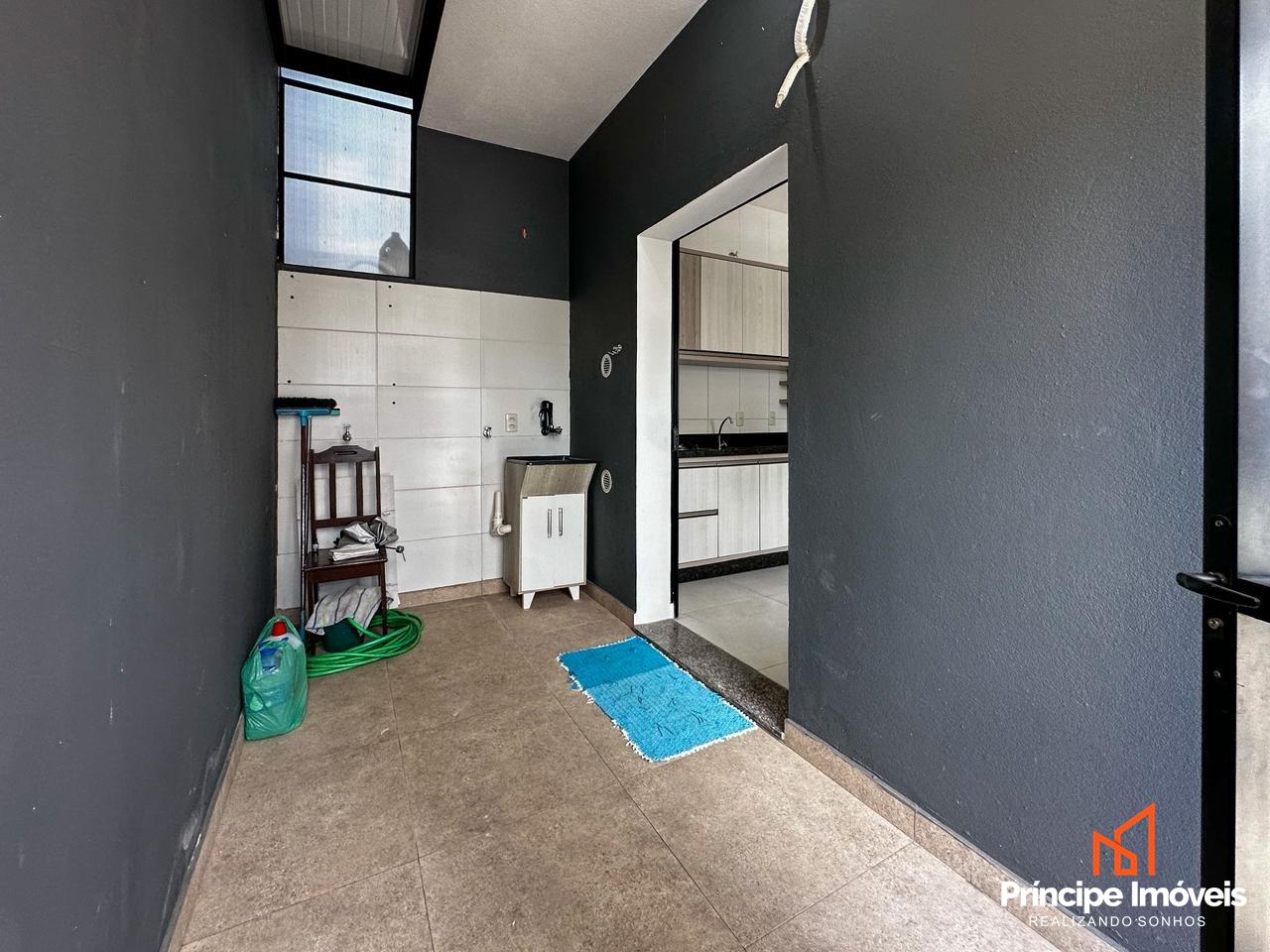 Geminado à venda em Joinville, Boa Vista, 3 quartos: 