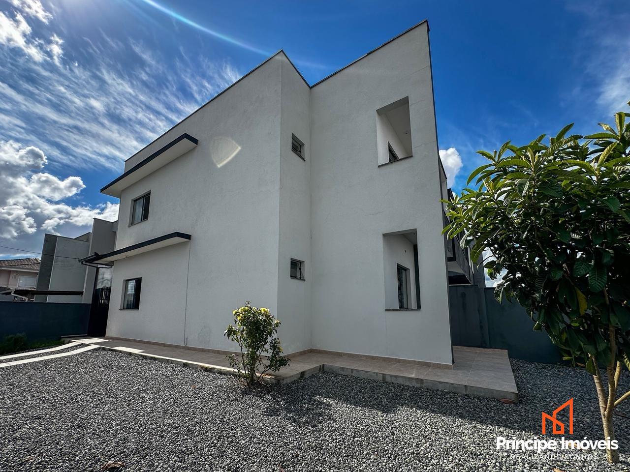 Geminado à venda em Joinville, Boa Vista, 3 quartos: 