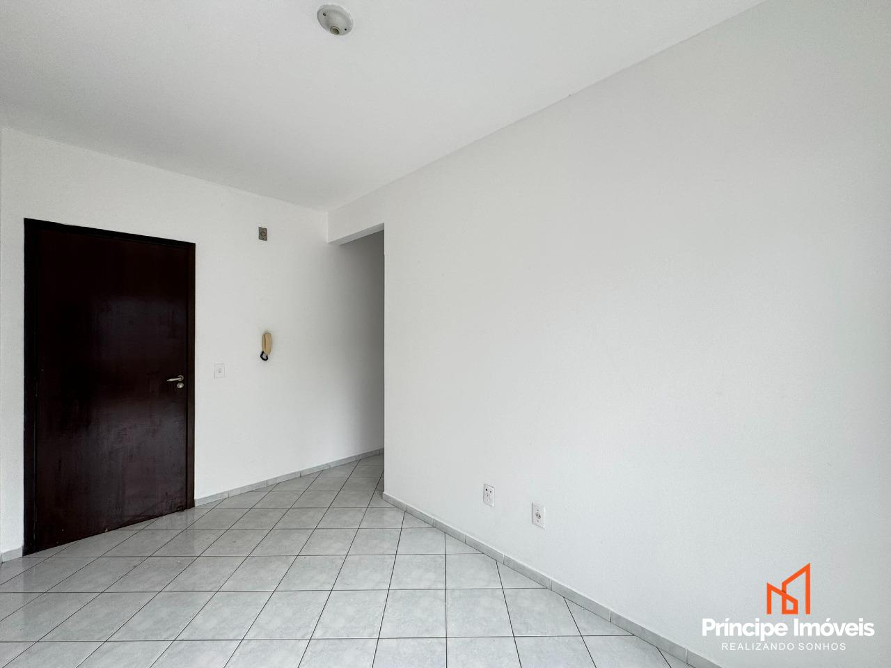 Apartamento para aluguel em Joinville, Costa e Silva, 2 quartos: 