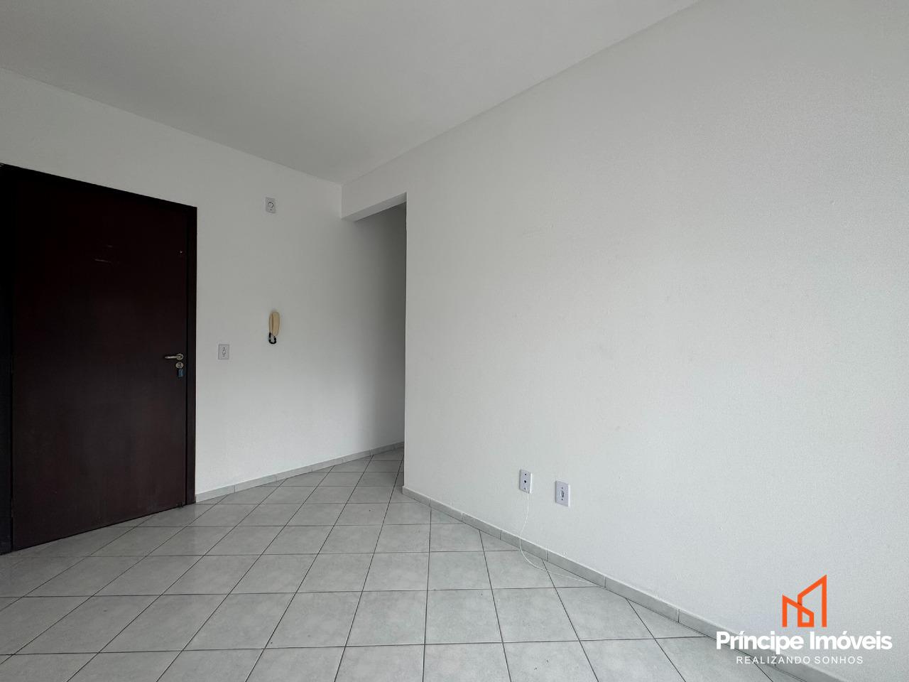 Apartamento para aluguel em Joinville, Costa e Silva, 2 quartos: 