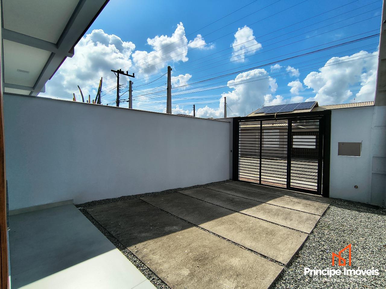 Geminado à venda em Joinville, Guanabara, 3 quartos: 