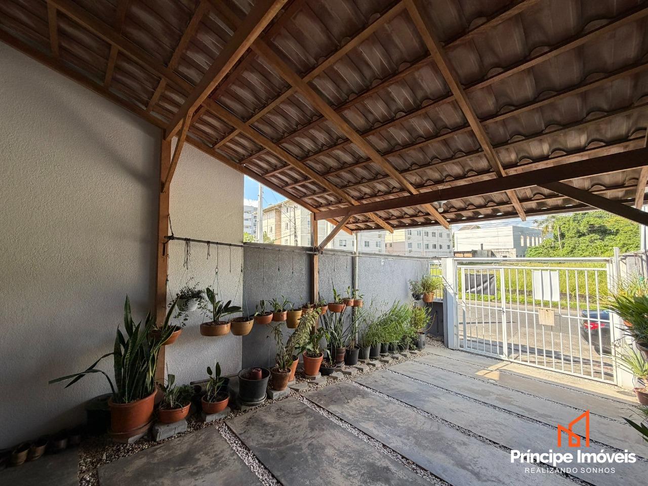 Geminado à venda em Joinville, Saguaçu, 2 quartos: 