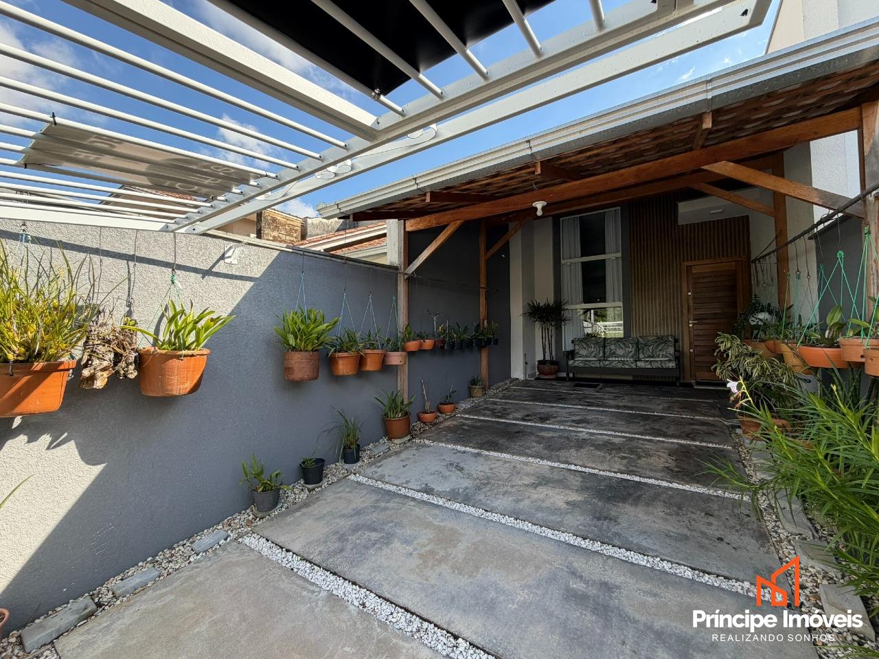 Geminado à venda em Joinville, Saguaçu, 2 quartos: 