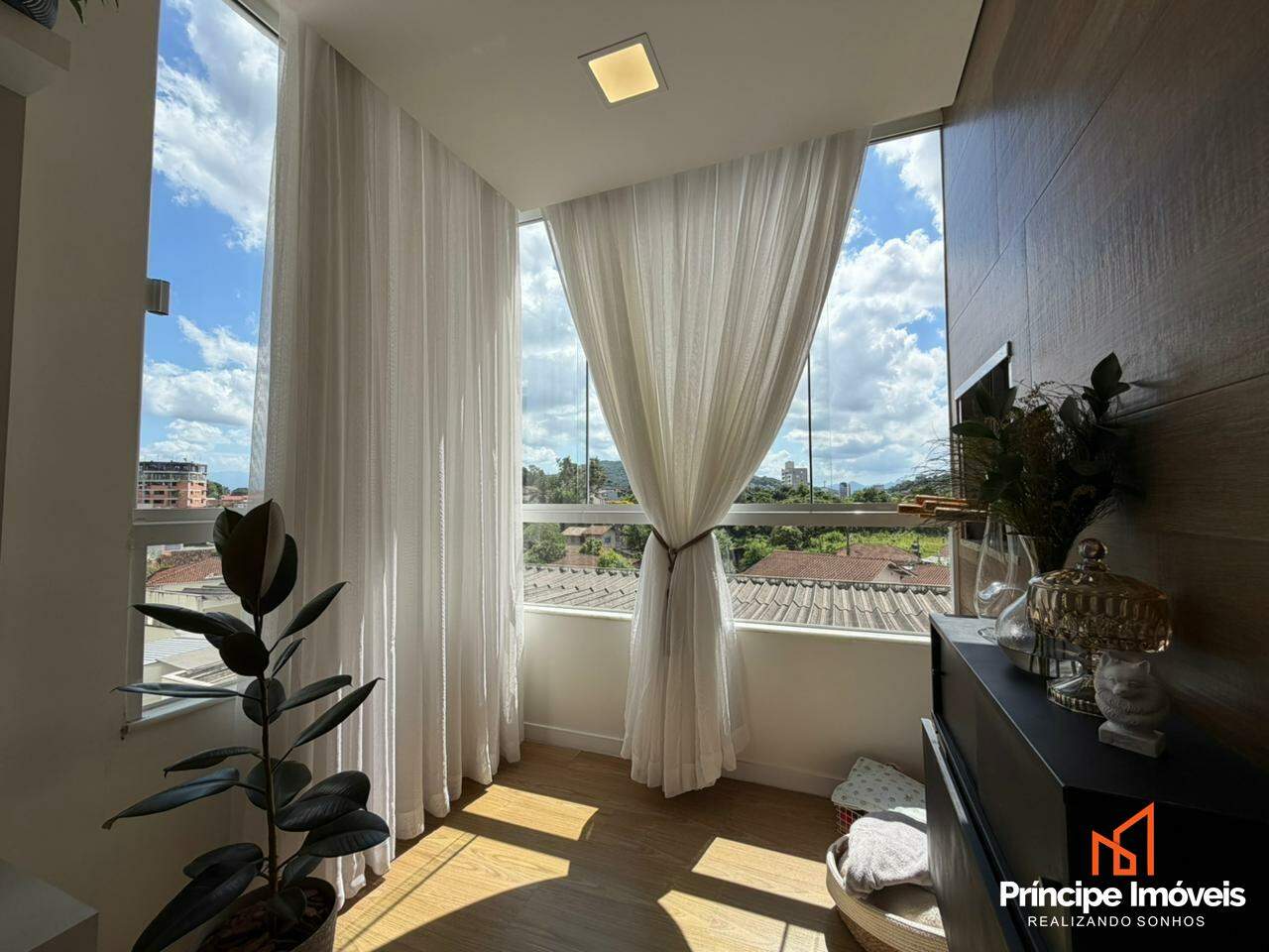 Apartamento à venda em Joinville, Saguaçu, 3 quartos: 