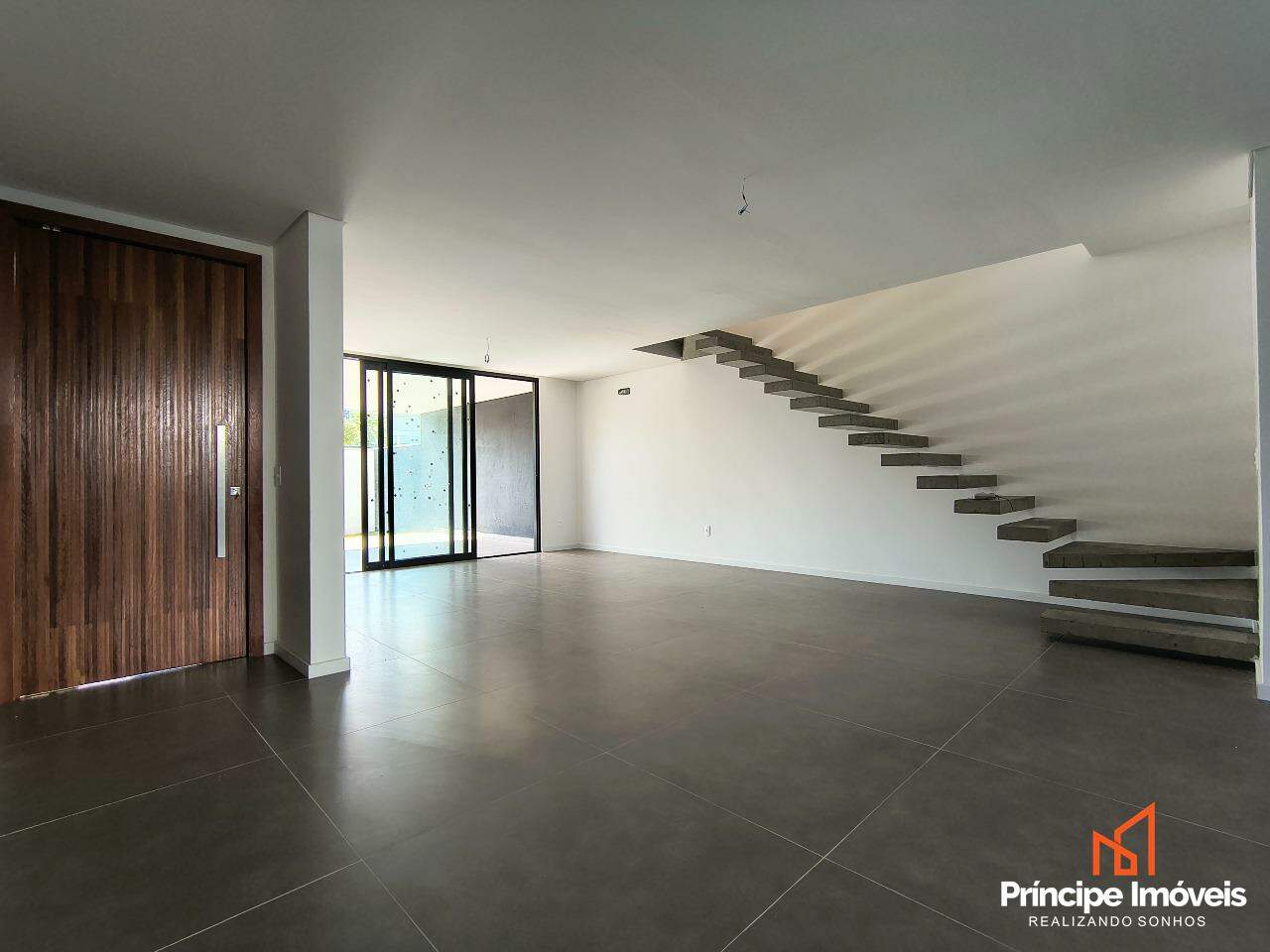 Geminado à venda em Joinville, Saguaçu, 3 quartos: 