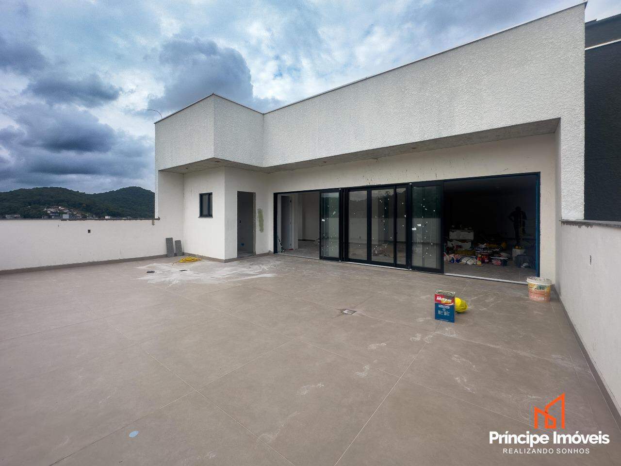 Cobertura à venda em Joinville, Saguaçu, 3 quartos: 