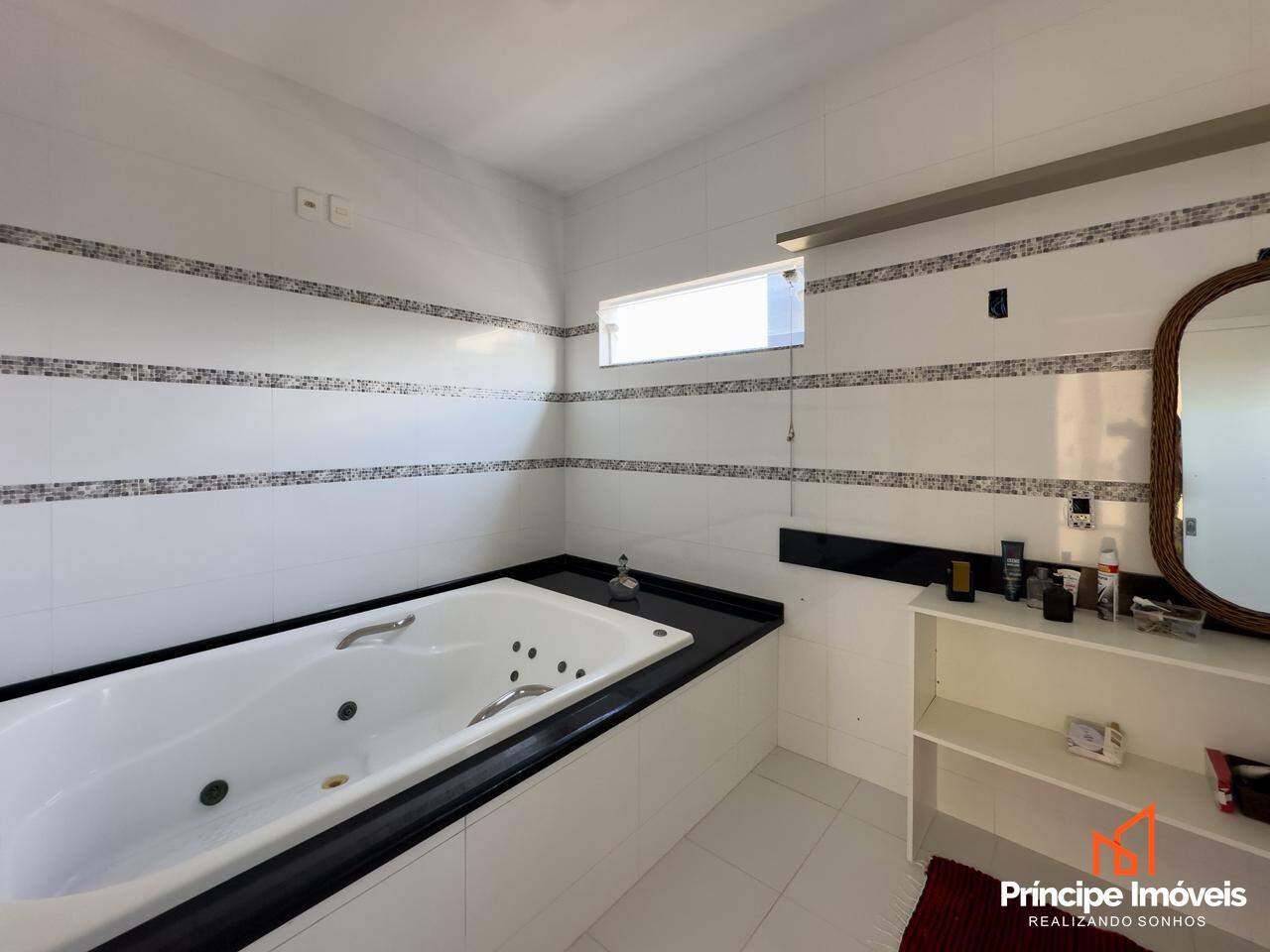 Casa à venda em Joinville, Atiradores, 3 quartos: 