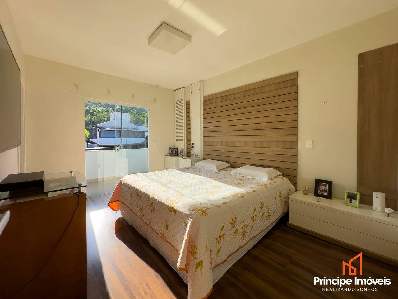 Casa à venda em Joinville, Atiradores, 3 quartos: 