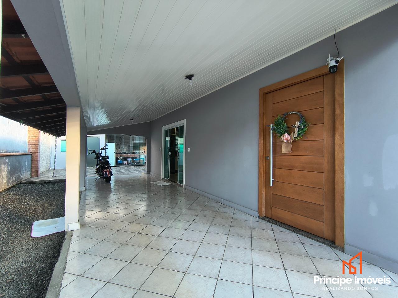 Casa à venda em Joinville, Guanabara, 2 quartos: 