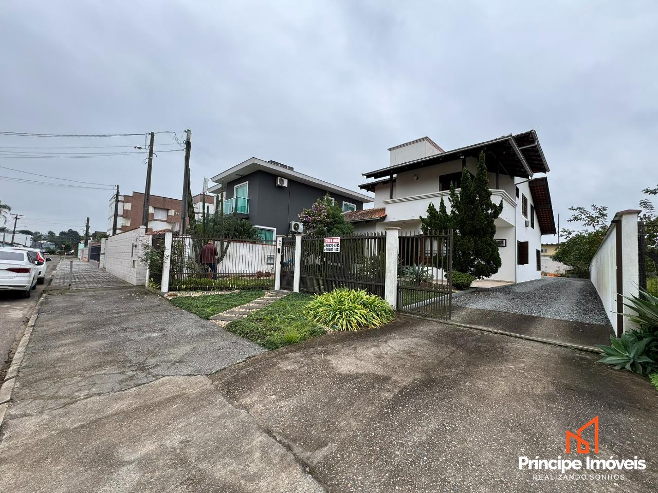 Casa à venda em Joinville, Anita Garibaldi, 4 quartos: 