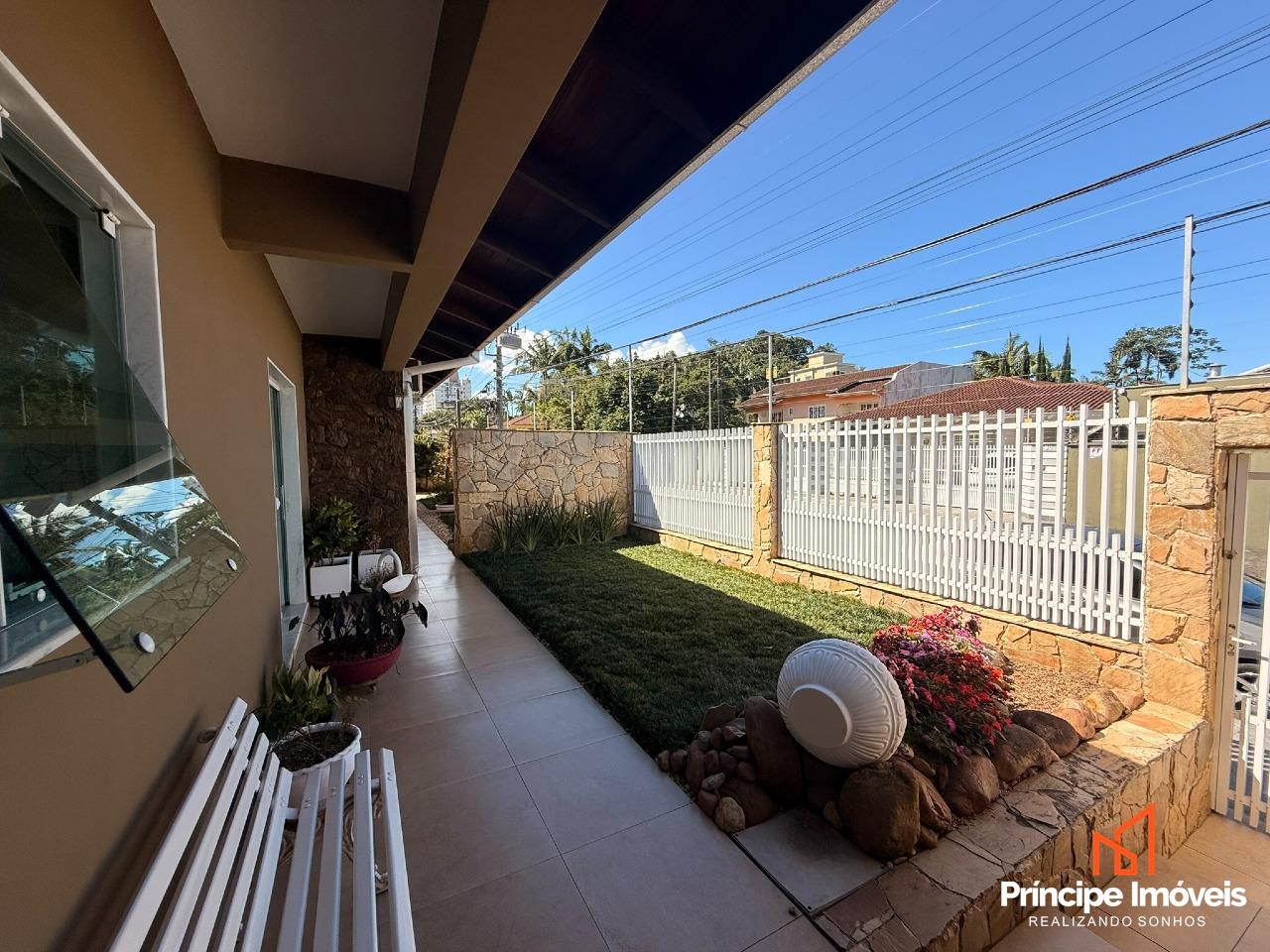 Casa à venda em Joinville, Anita Garibaldi, 3 quartos: 