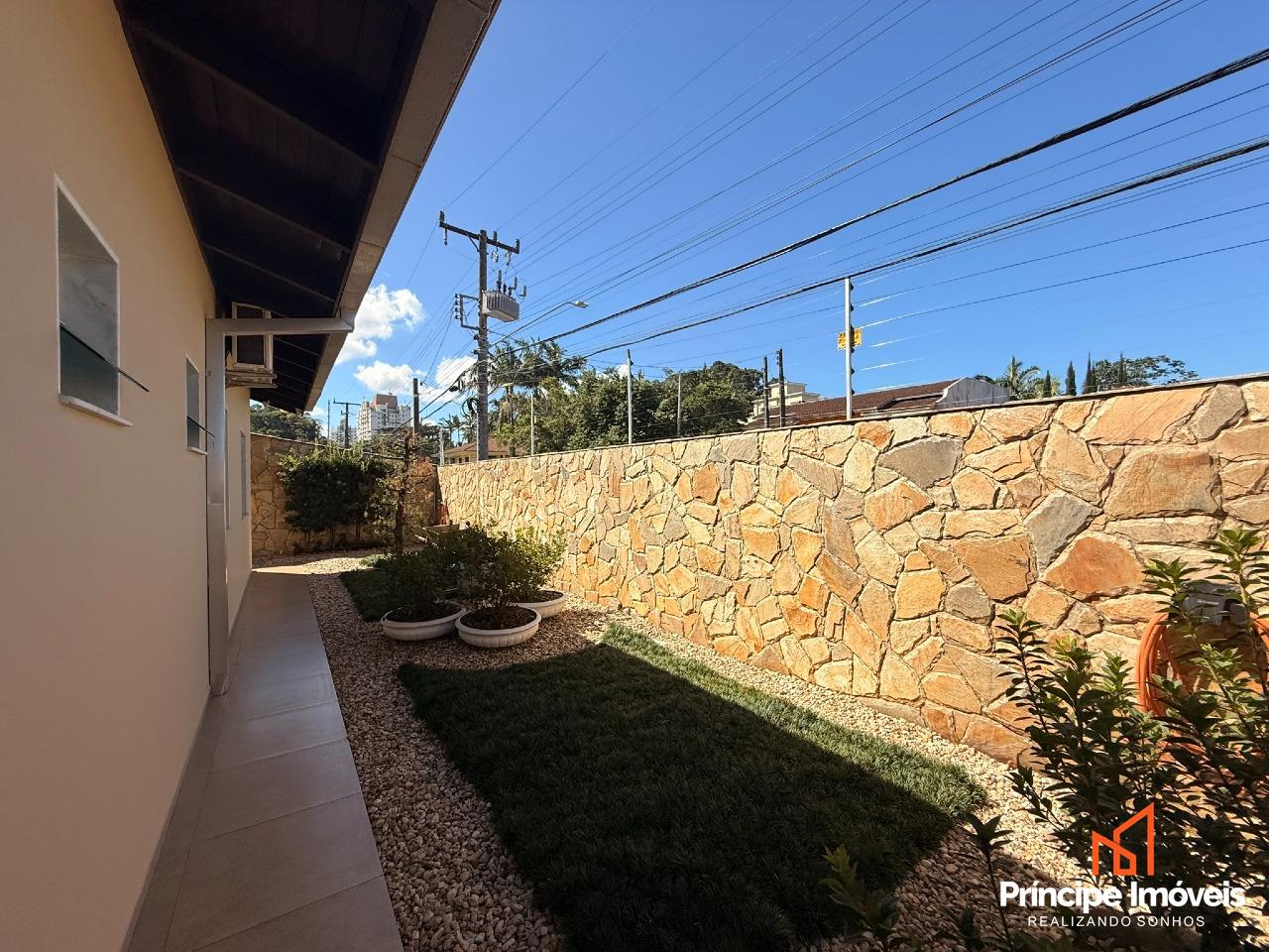 Casa à venda em Joinville, Anita Garibaldi, 3 quartos: 